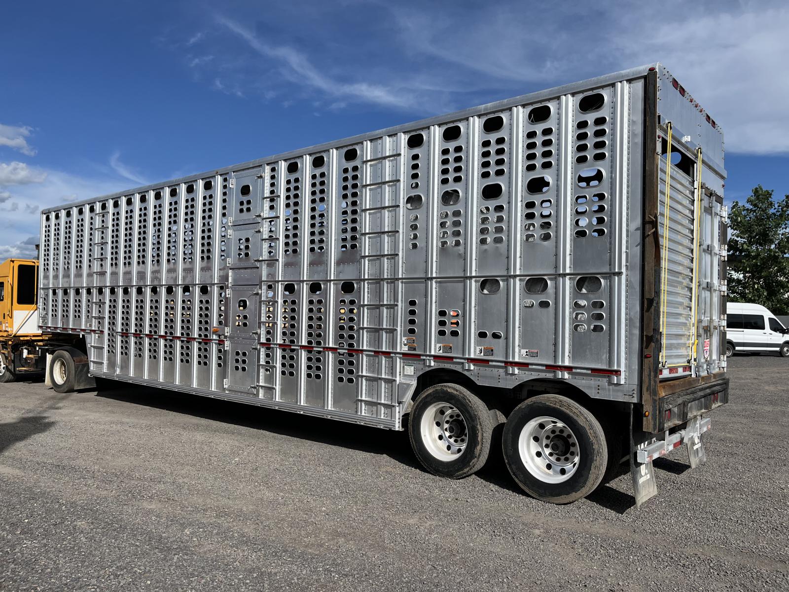 ./imagenes/INVOICE/2019/18294/REMOLQUE WILSON PSDCL-406 (2).JPG